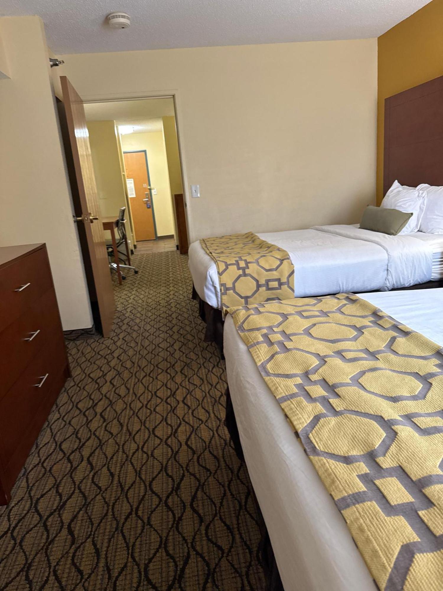 Baymont By Wyndham Mishawaka South Bend Area Hotel Kültér fotó