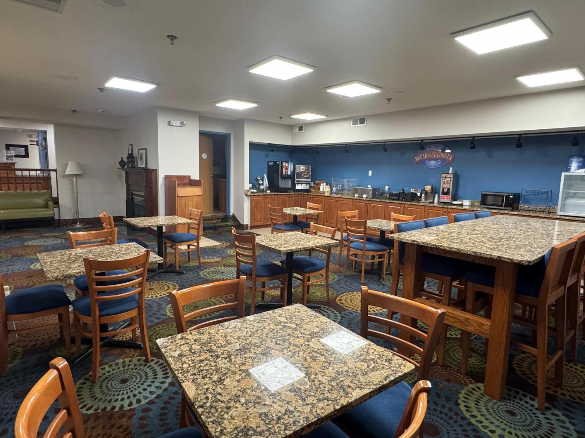 Baymont By Wyndham Mishawaka South Bend Area Hotel Kültér fotó