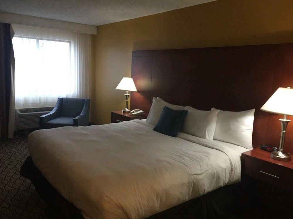 Baymont By Wyndham Mishawaka South Bend Area Hotel Kültér fotó